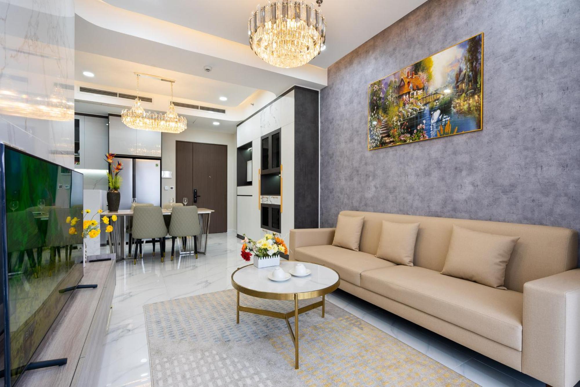 The Peak Midtown Twobedroom With Balcony Хошимин Екстериор снимка